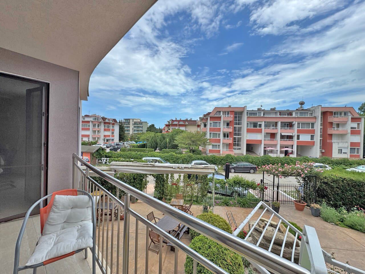 Two-bedroom apartment in Sunny Beach – fully furnished, with swimming pool and excellent investment potential