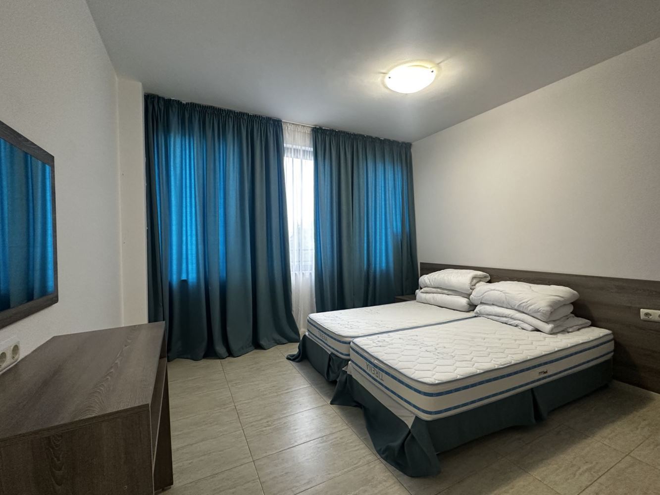 Sea views and coastal charm – furnished one-bedroom apartment on the first line in Sozopol