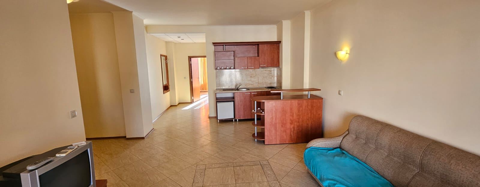 Spacious One-Bedroom Apartment with Pool View – Fully Furnished, with Act 16 and Ready to Move In