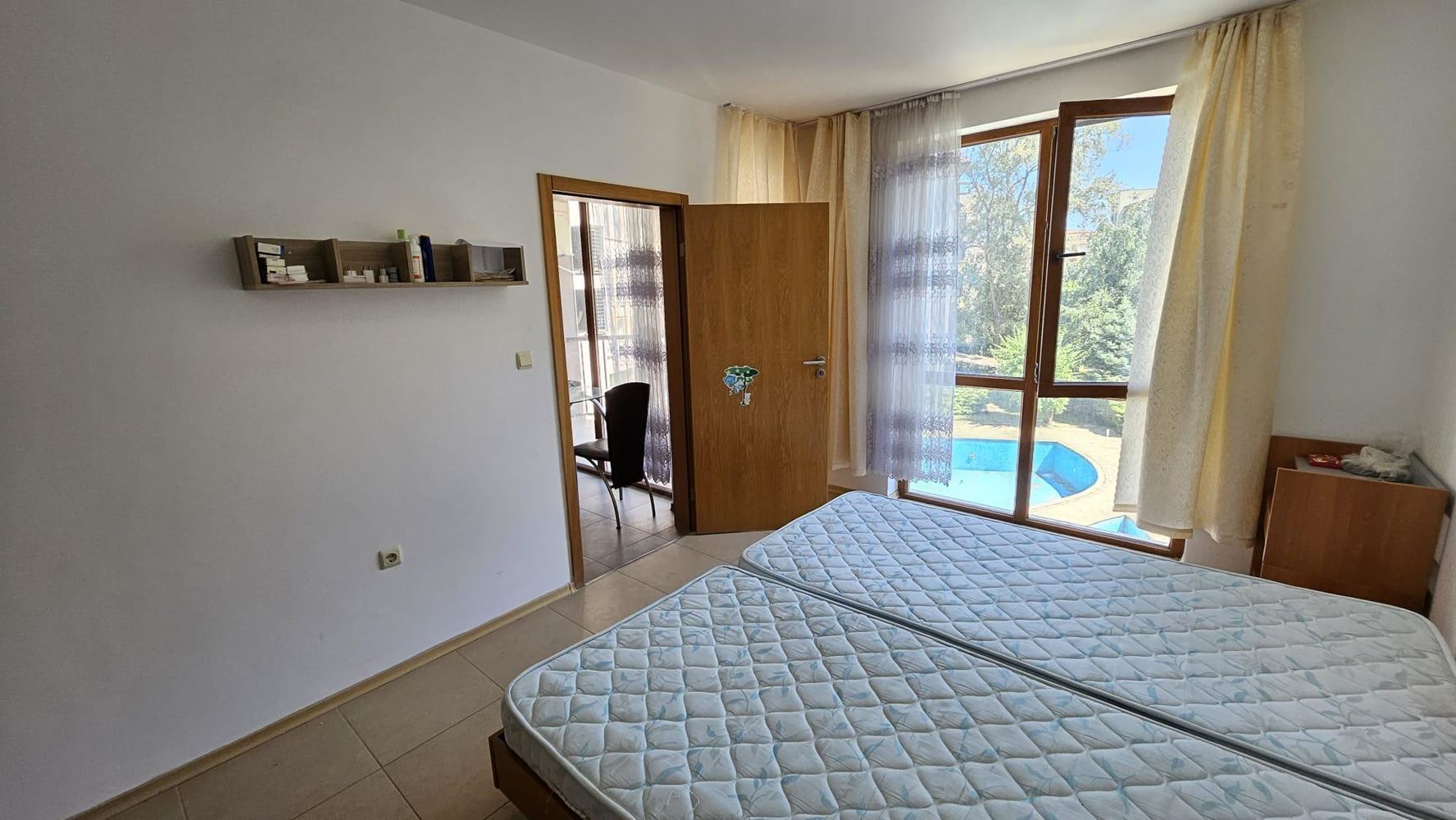 Apartment in a Complex in Sunny Beach with Swimming Pool, Restaurant and Low Maintenance Fee