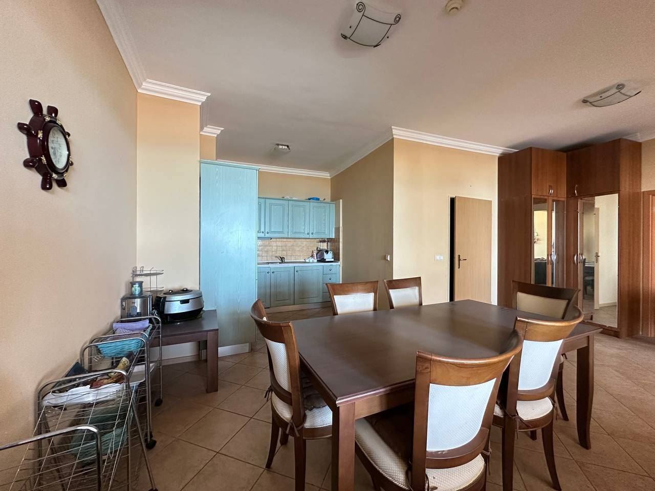 Spacious Apartment with Sea View on the First Line in Pomorie – Holiday Property with the Feeling of a Luxury Resort