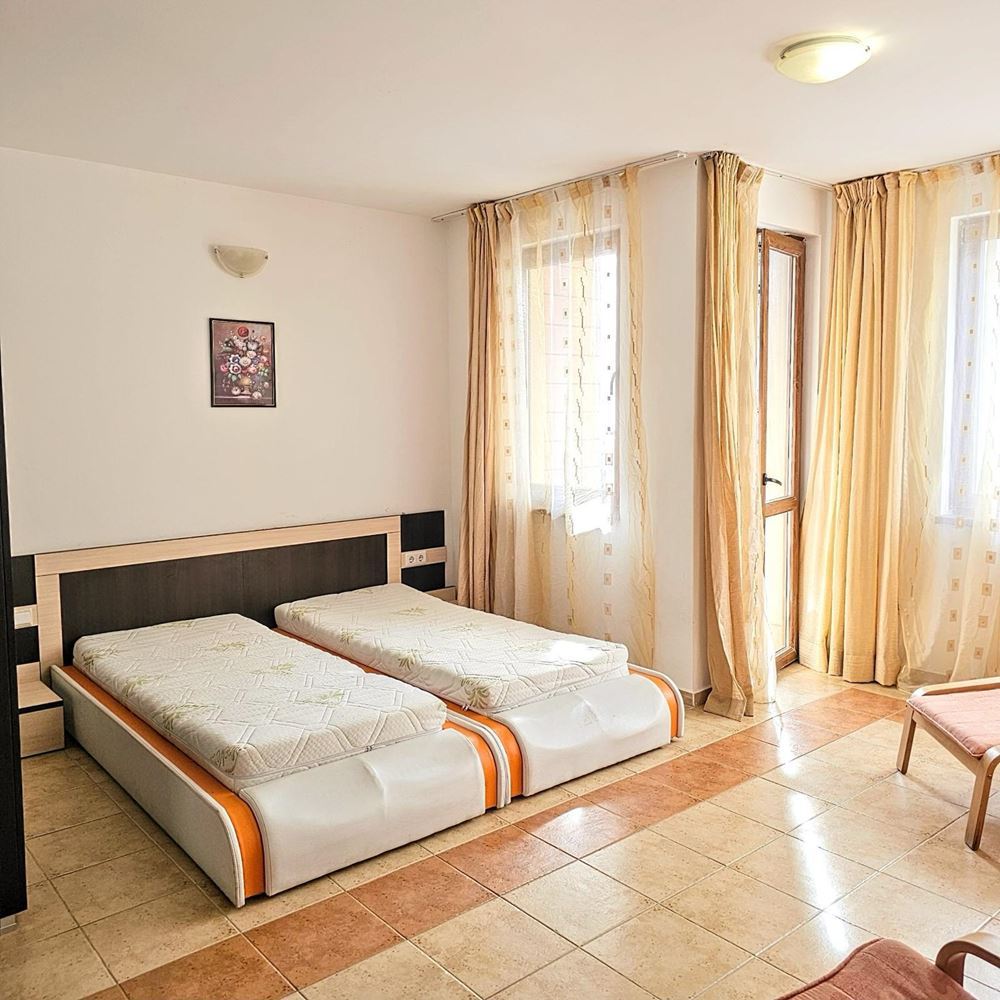 Studio next to the sea - Pomorie, complex with amenities and low monthly fees