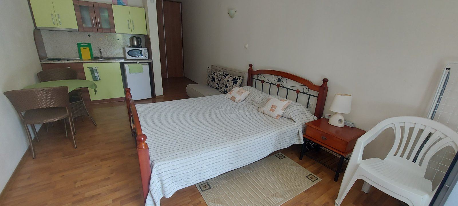Studio with Direct Pool Access in Ravda – Comfort and a Seaside Atmosphere