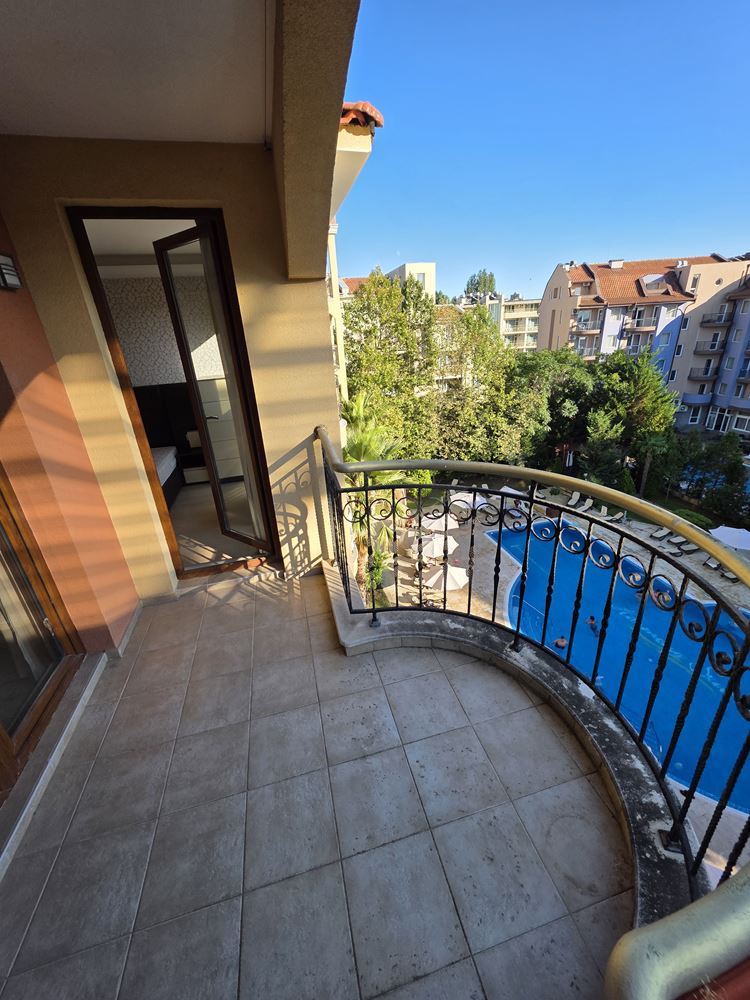 Wonderful one-bedroom apartment in a complex in Sunny Beach – pool view; style and comfort