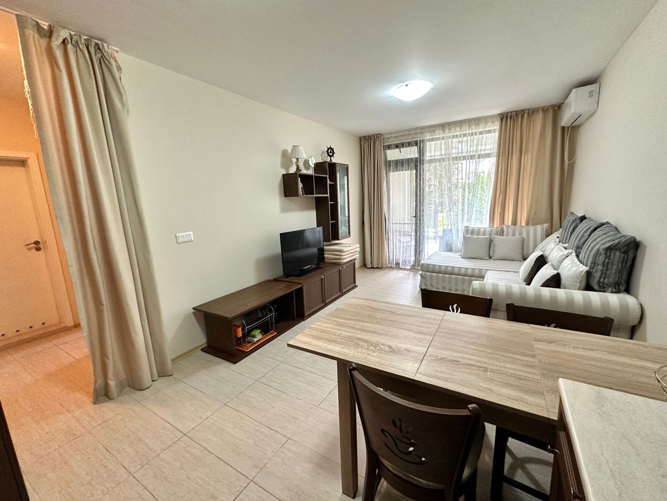 Cozy One-Bedroom Apartment Just Steps from Kavatsi Beach – Comfort, Tranquility and Mediterranean Atmosphere by the Sea