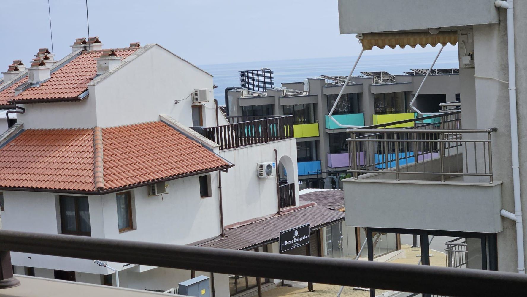 Seaside comfort just steps from the beach – one-bedroom apartment with sea view in Sveti Vlas