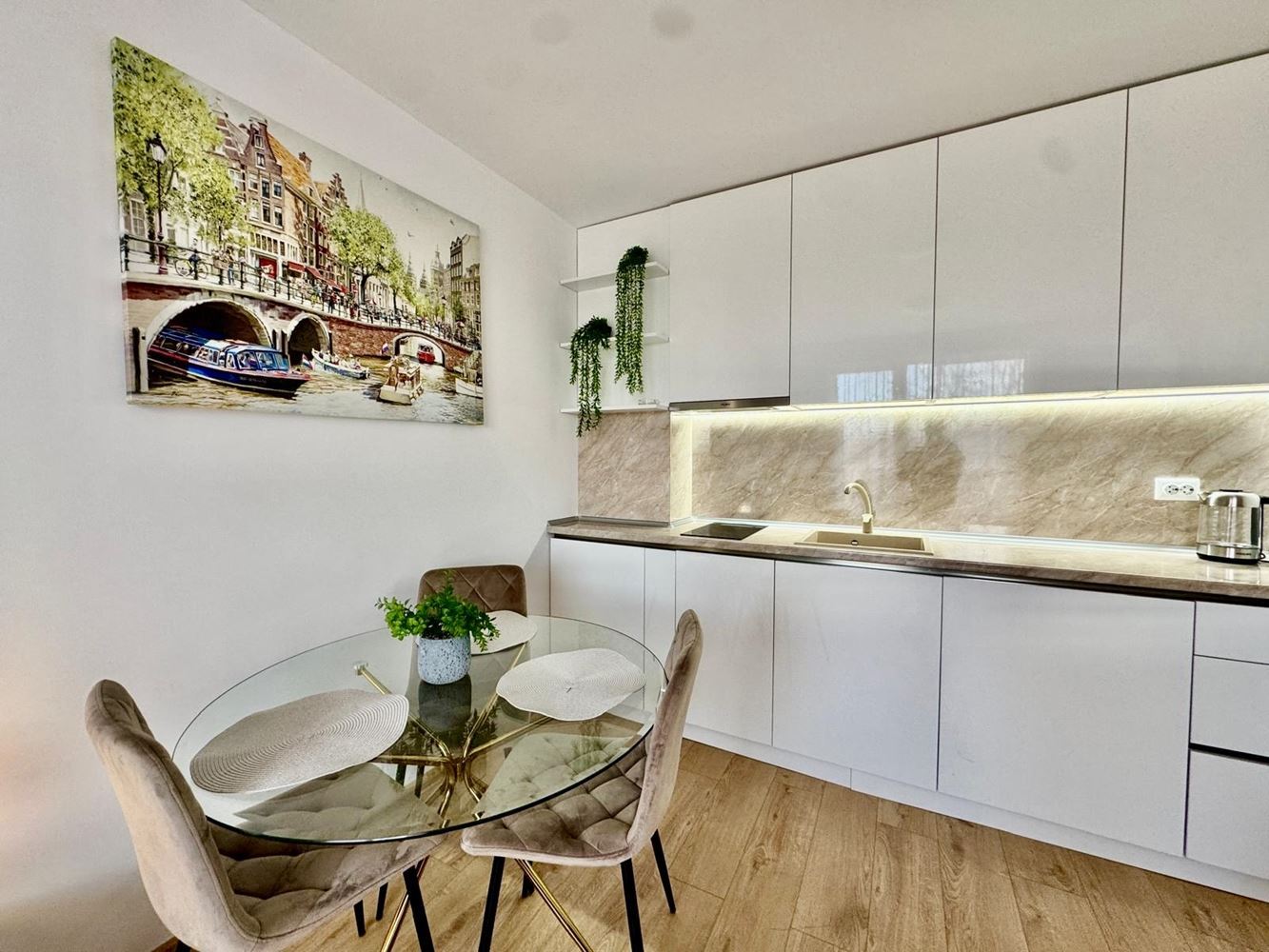 Two-Room Oasis in a New Luxury Complex in Sunny Beach – Pool View