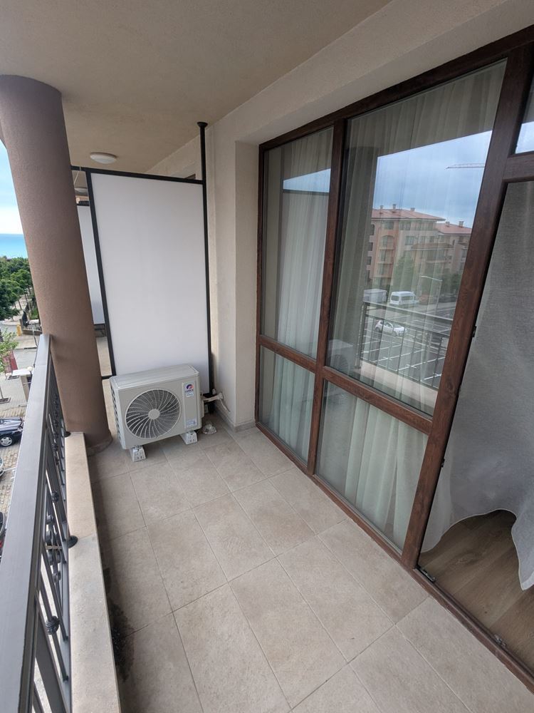 Studio with sea view in Sveti Vlas – comfort, tranquility, and nature in an impressive complex