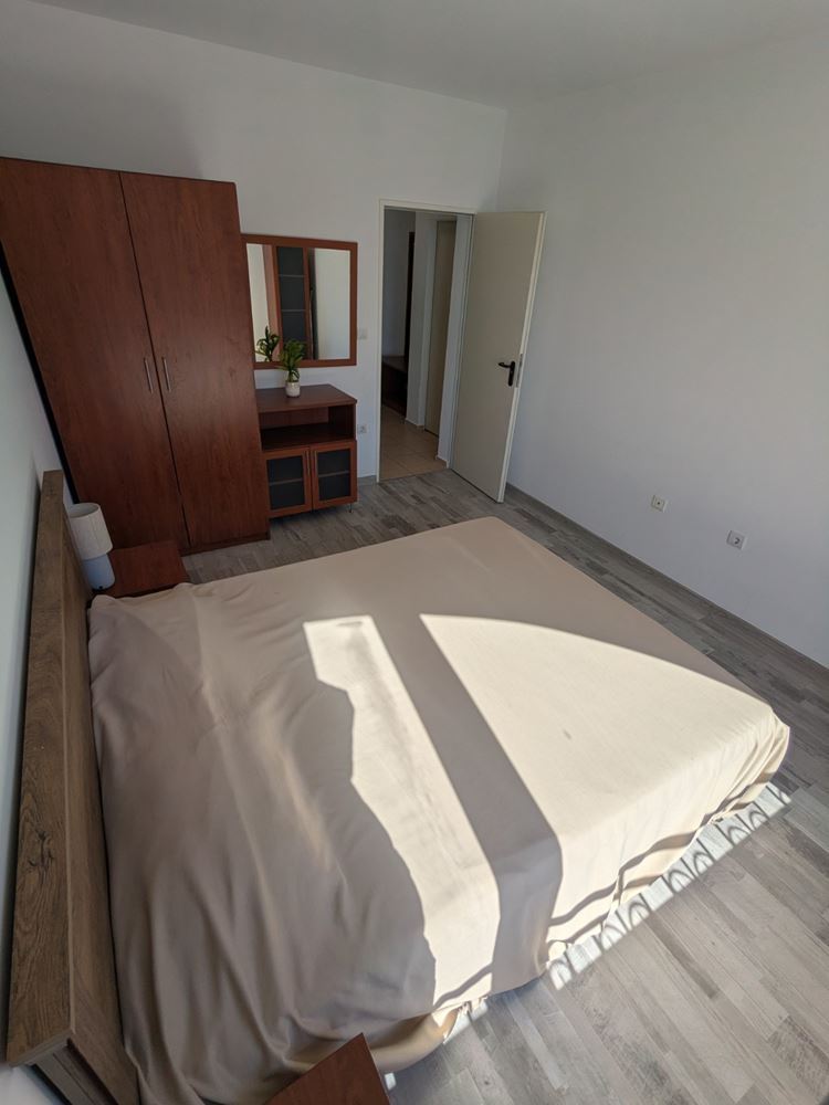 One-bedroom apartment with direct sea view in a luxury first-line complex in Aheloy