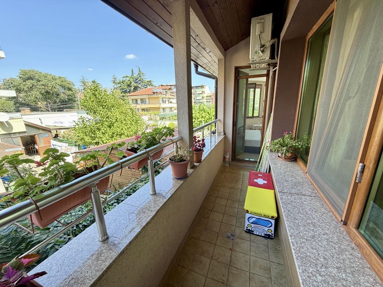 Sarafovo – Spacious One-Bedroom Apartment with Act 16, Minimal Maintenance Fee and Ready Furnishings