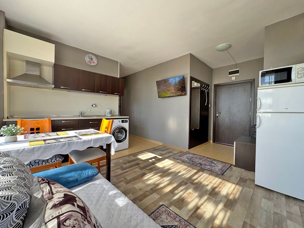 One-Bedroom Apartment with Sea View in Sveti Vlas – Luxury, Swimming Pools and SPA Facilities All Year Round