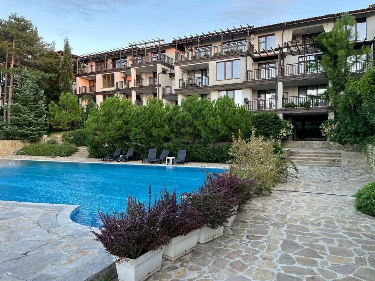 One-Bedroom Apartment with Pool View in Sozopol – Spacious, Furnished and Ready for Use