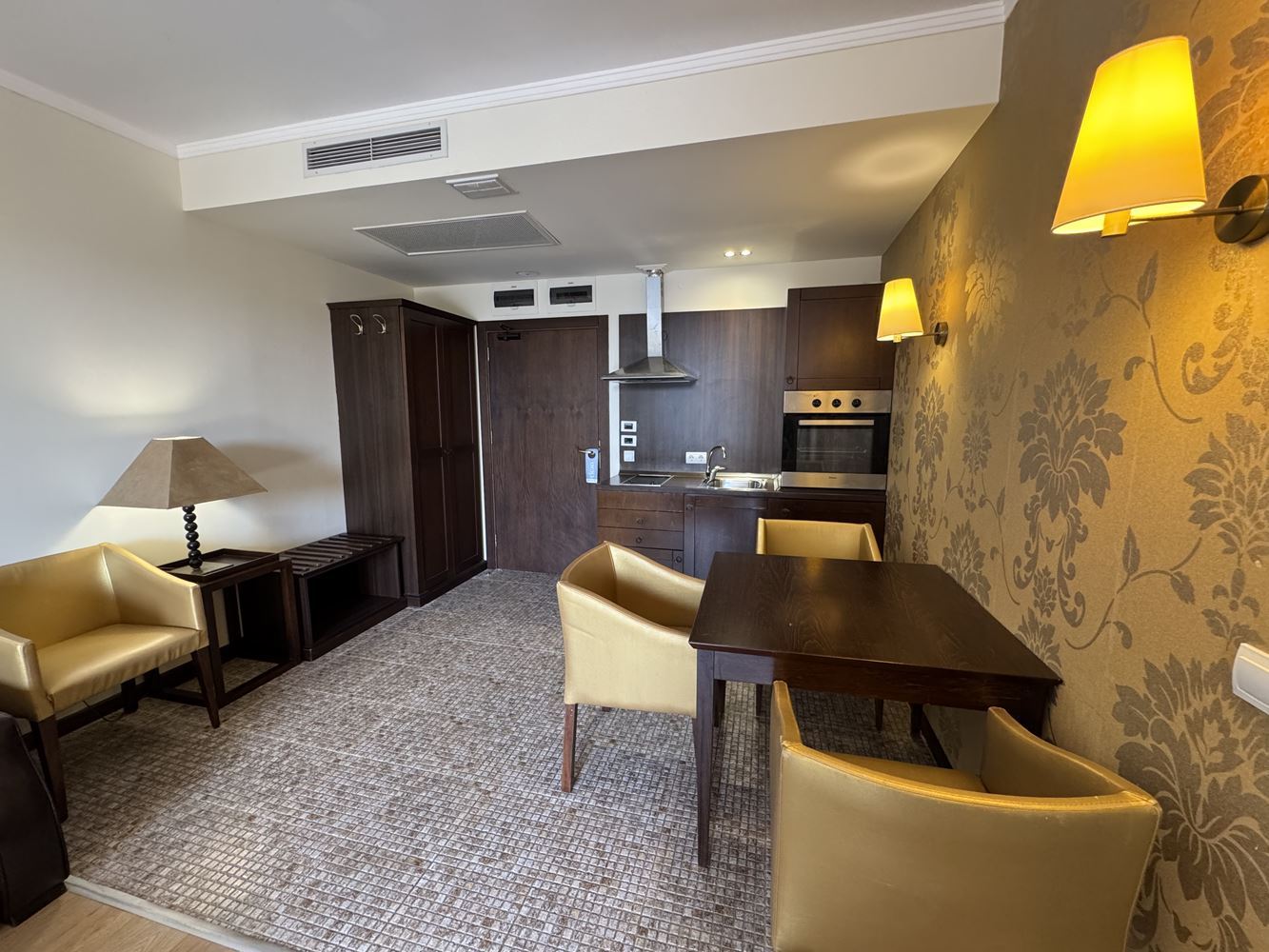 Spacious One-Bedroom Apartment with a Large Terrace, 50 Metres from the Beach in Sunny Beach