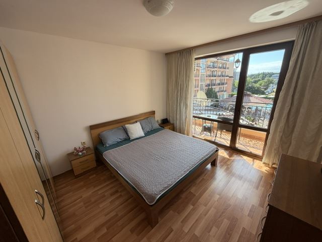 Sunny Beach: Spacious One-Bedroom Apartment with Pool View, 400 Metres from Cacao Beach