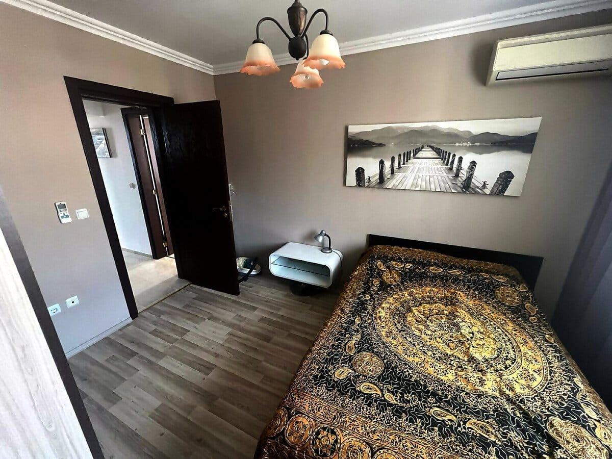 Spacious Four-Bedroom Apartment with a Unique Panoramic View of the Entire Bay in Sveti Vlas