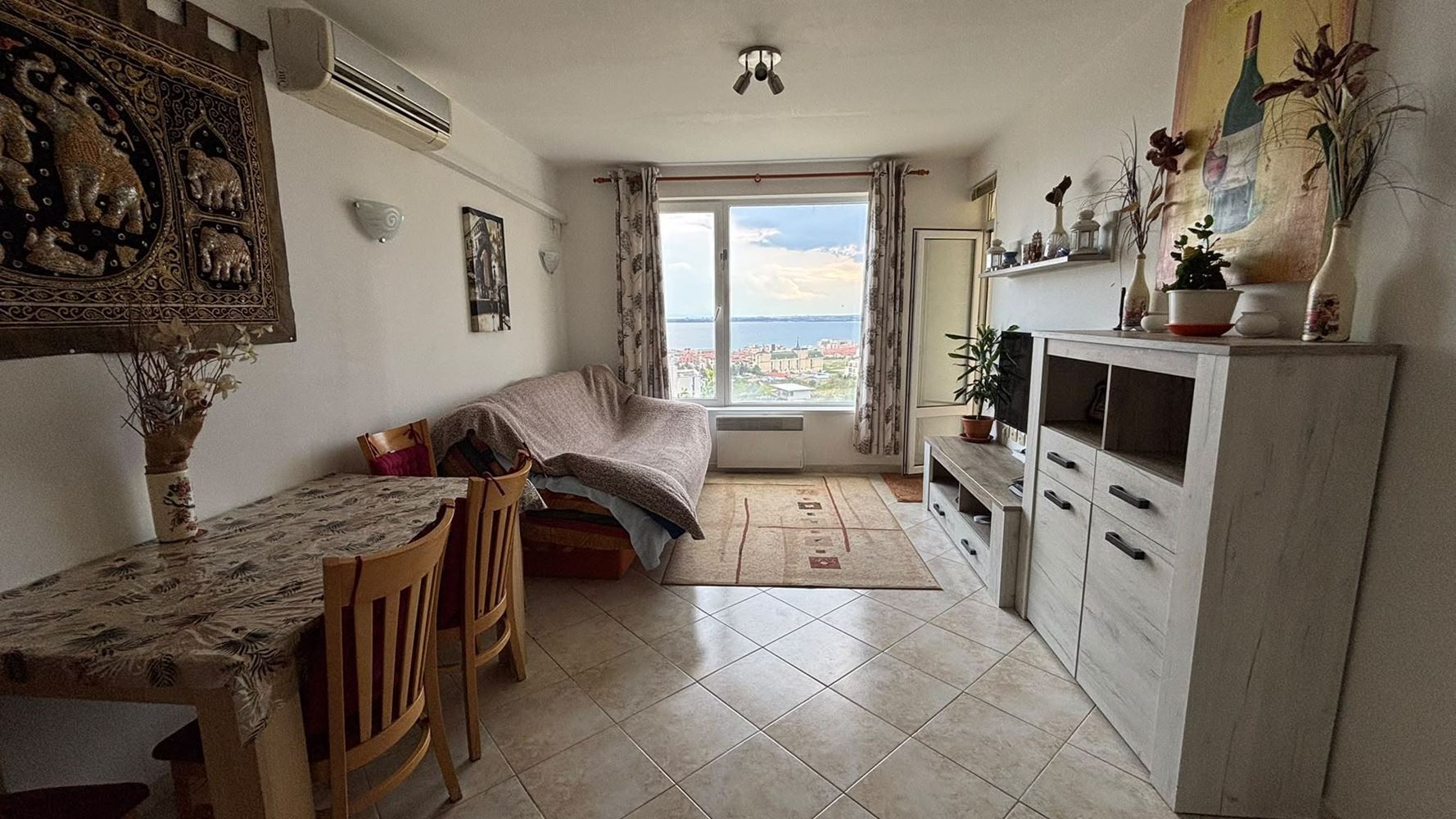 One-bedroom apartment with sea view in Sveti Vlas – no maintenance fee, with parking, ready to move in