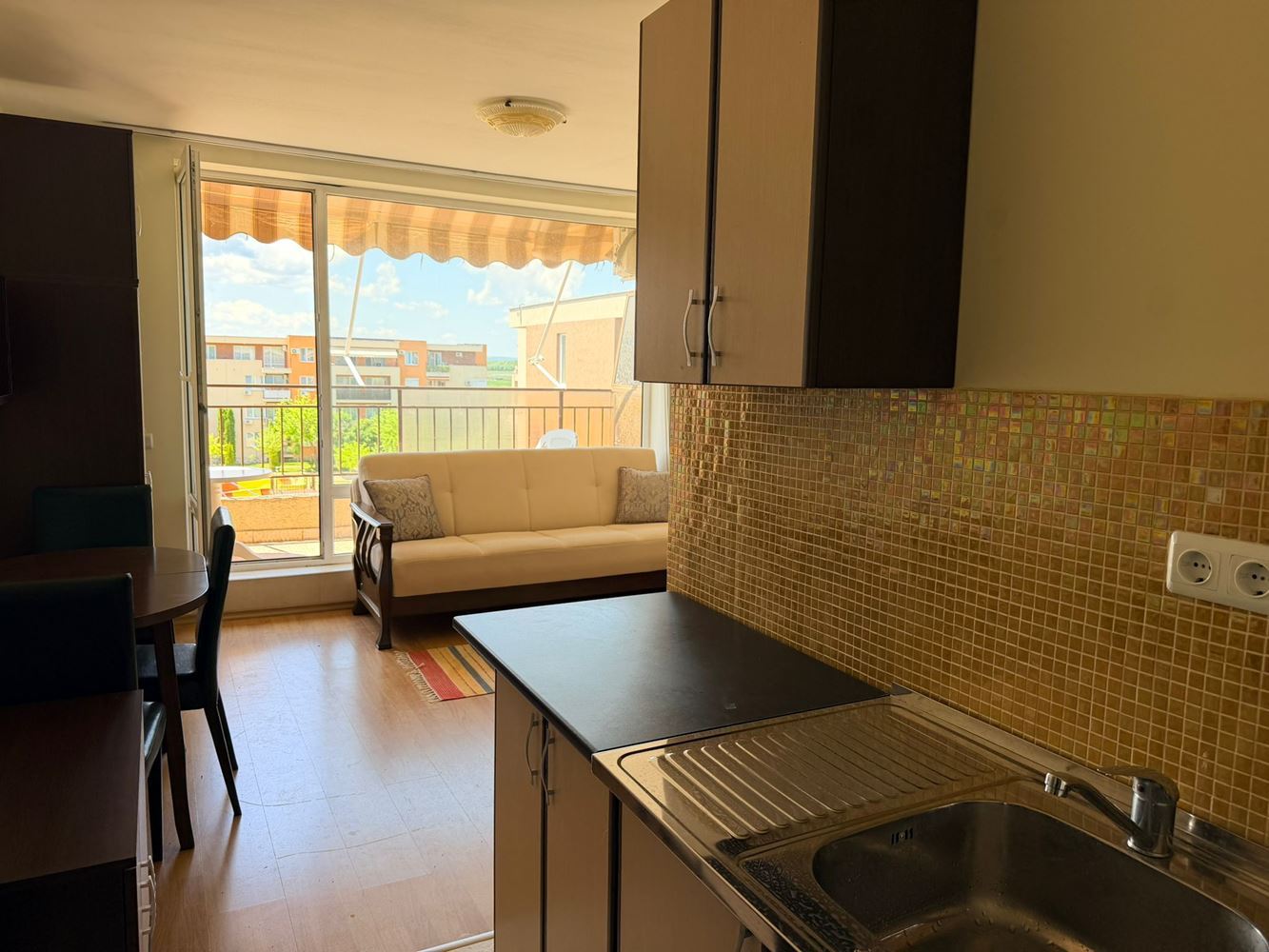 Furnished studio in Sunny Beach with swimming pool, tennis court and green garden