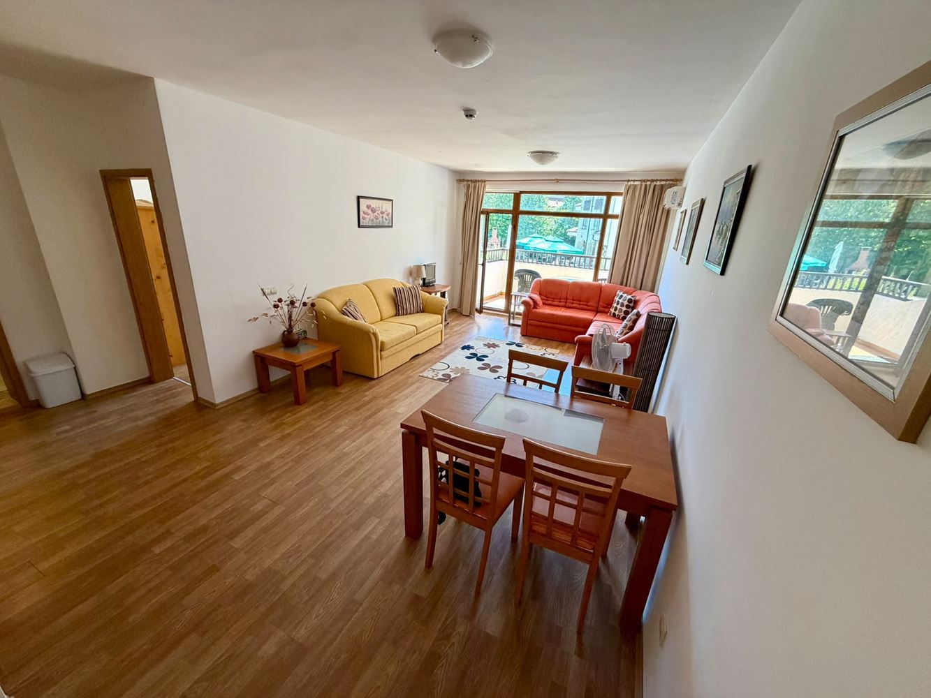 Spacious One-Bedroom Apartment with Pool View in Aheloy