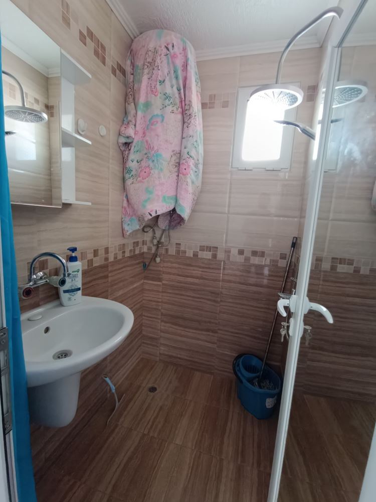 Apartment with two bedrooms and sea view with no maintenance fee in Sveti Vlas