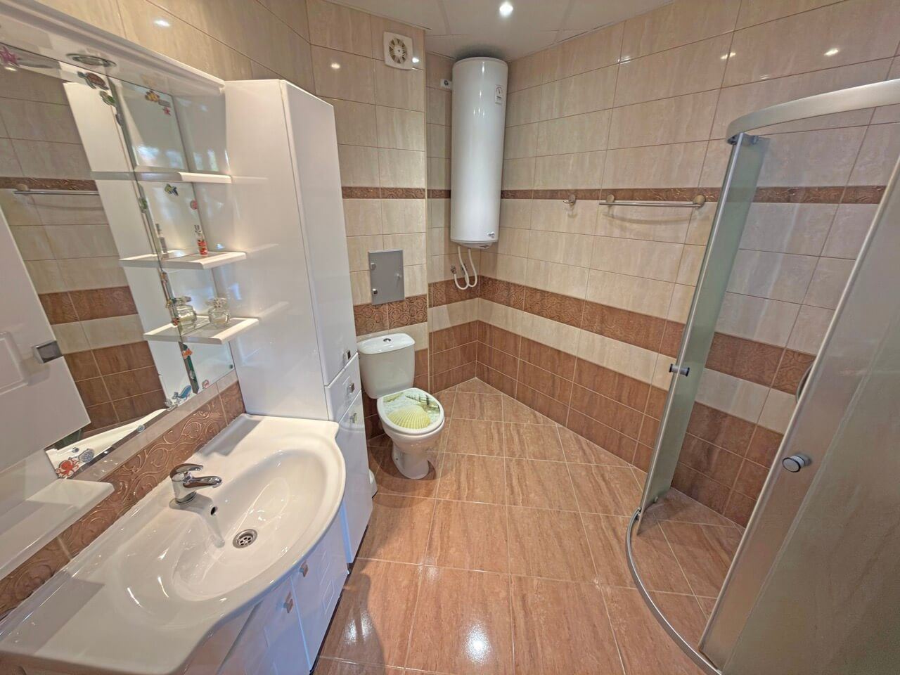 Three-Room Apartment with Sea Views, 200 Metres from the Beach in Pomorie