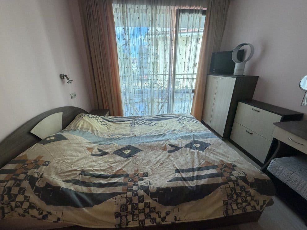 One-bedroom apartment in a modern complex with amenities in Ravda