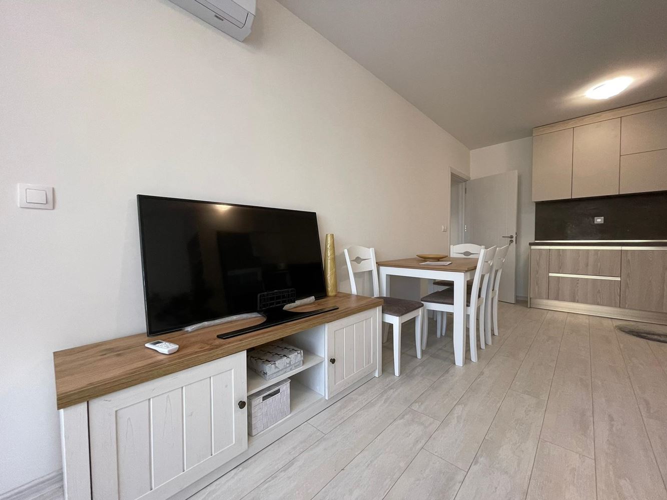 Furnished One-Bedroom Apartment without Maintenance Fee in Sarafovo