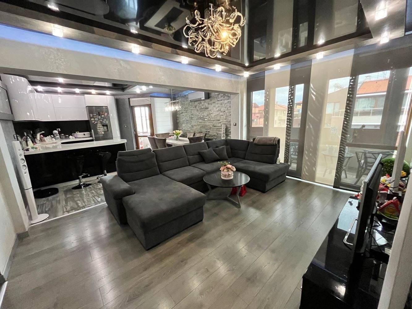 Luxury apartment with three terraces and high-end furnishings – exceptional two-bedroom property in Black Sea residential complex, Nesebar