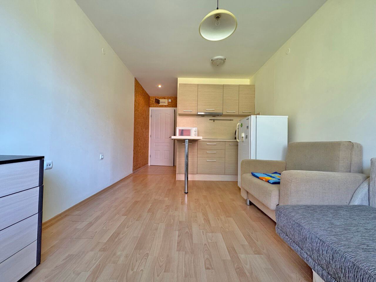 Charming Studio on the First Line in Sveti Vlas – An Impressive Complex with Numerous Swimming Pools and Other Amenities