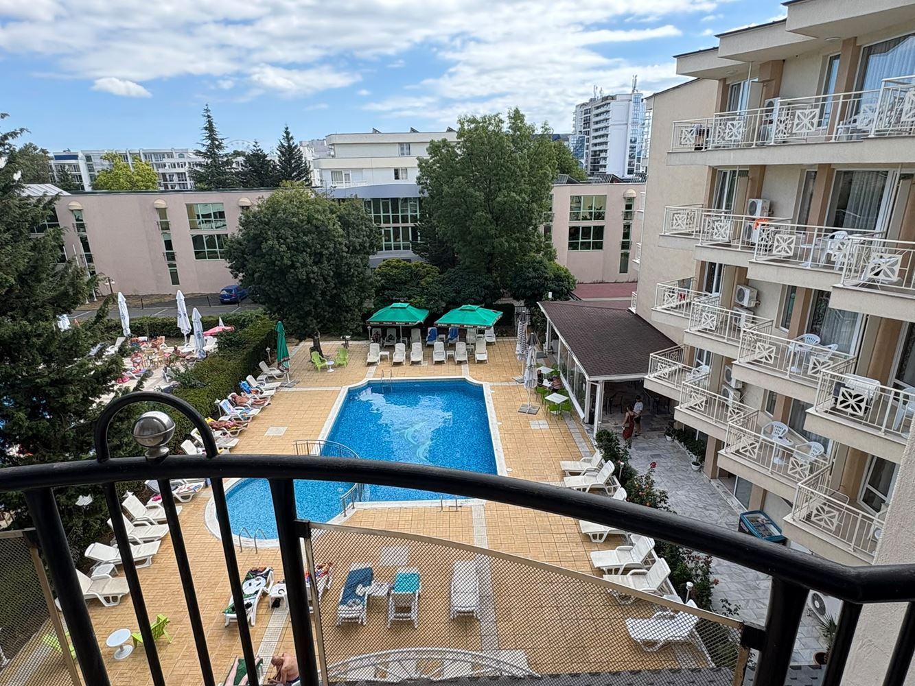 One-Bedroom Apartment 300 m from the Sea in Sunny Beach – Excellent Investment by the Sea
