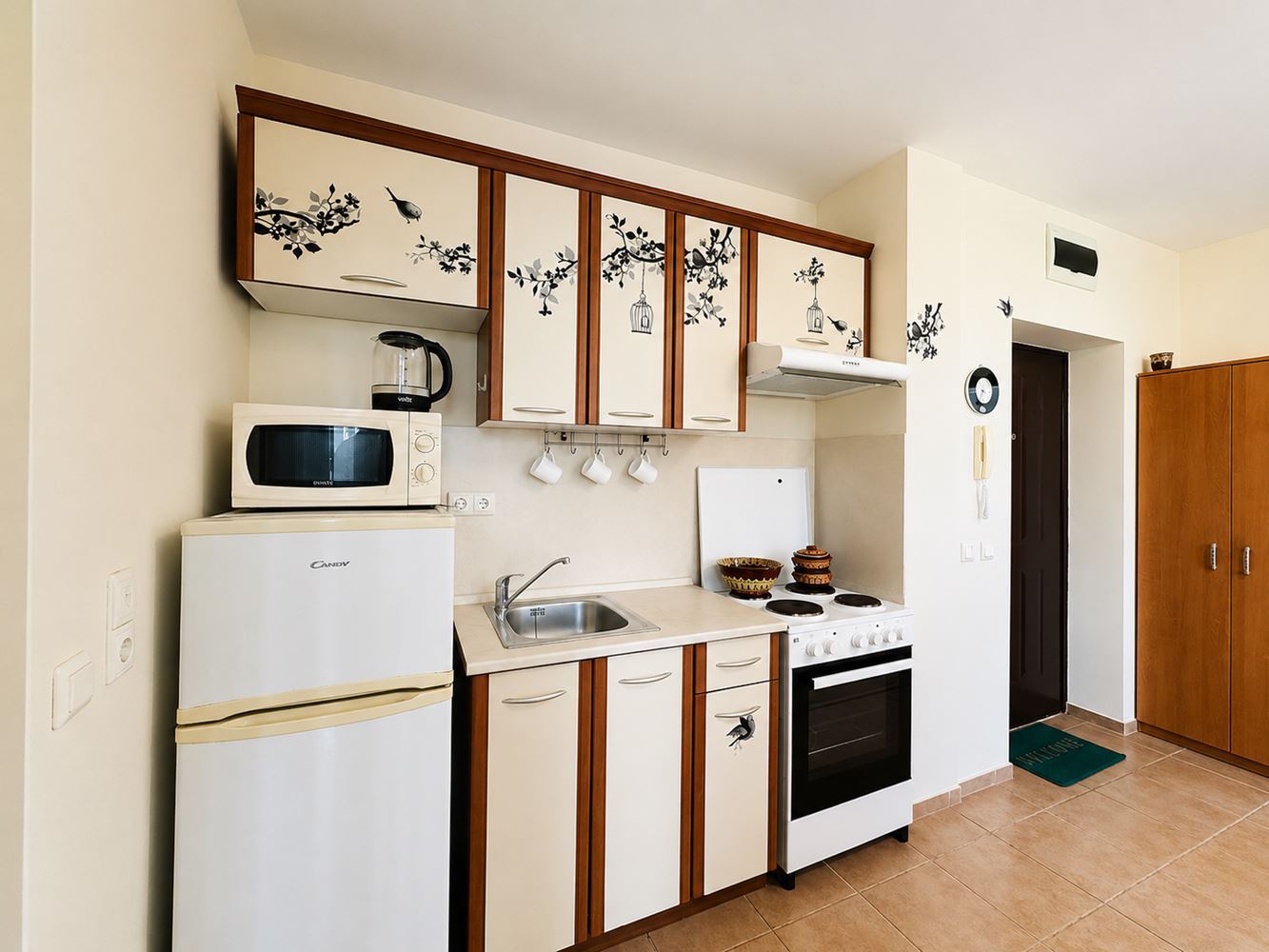 Two-Bedroom Apartment on the Ground Floor with Garden View in Sunny Beach