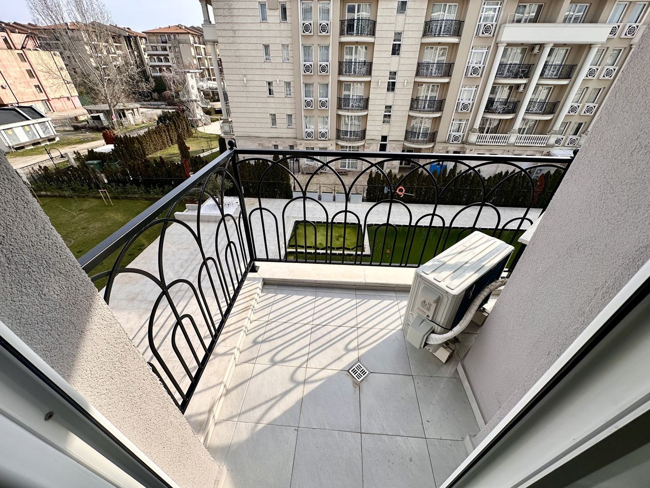 Cozy one-bedroom apartment with pool and green area view in Sunny Beach – ready to use