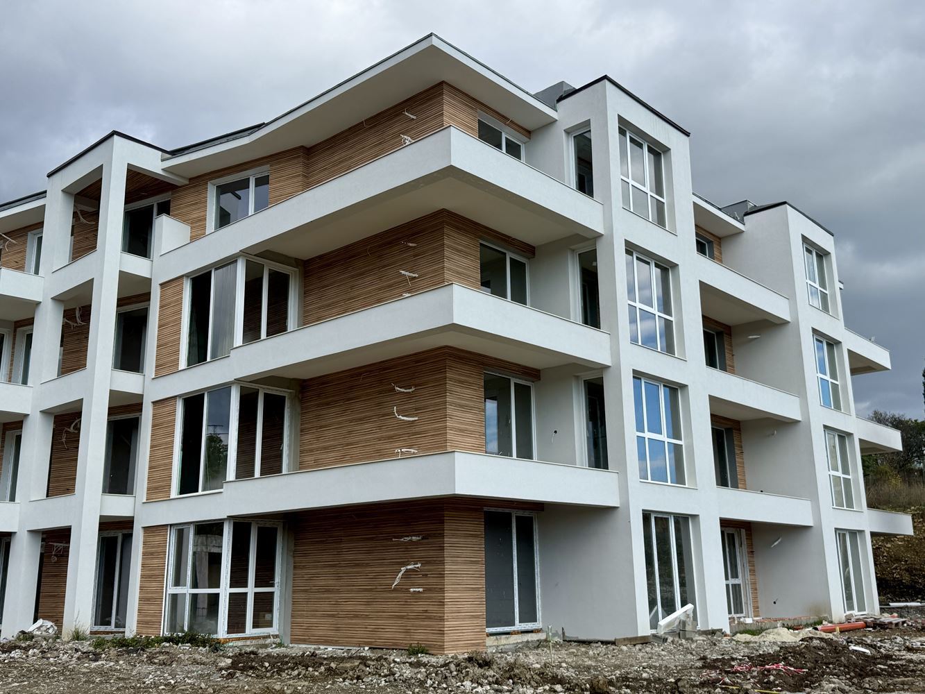 Apartment with one bedroom and sea view in Sveti Vlas – no maintenance fee and investment potential