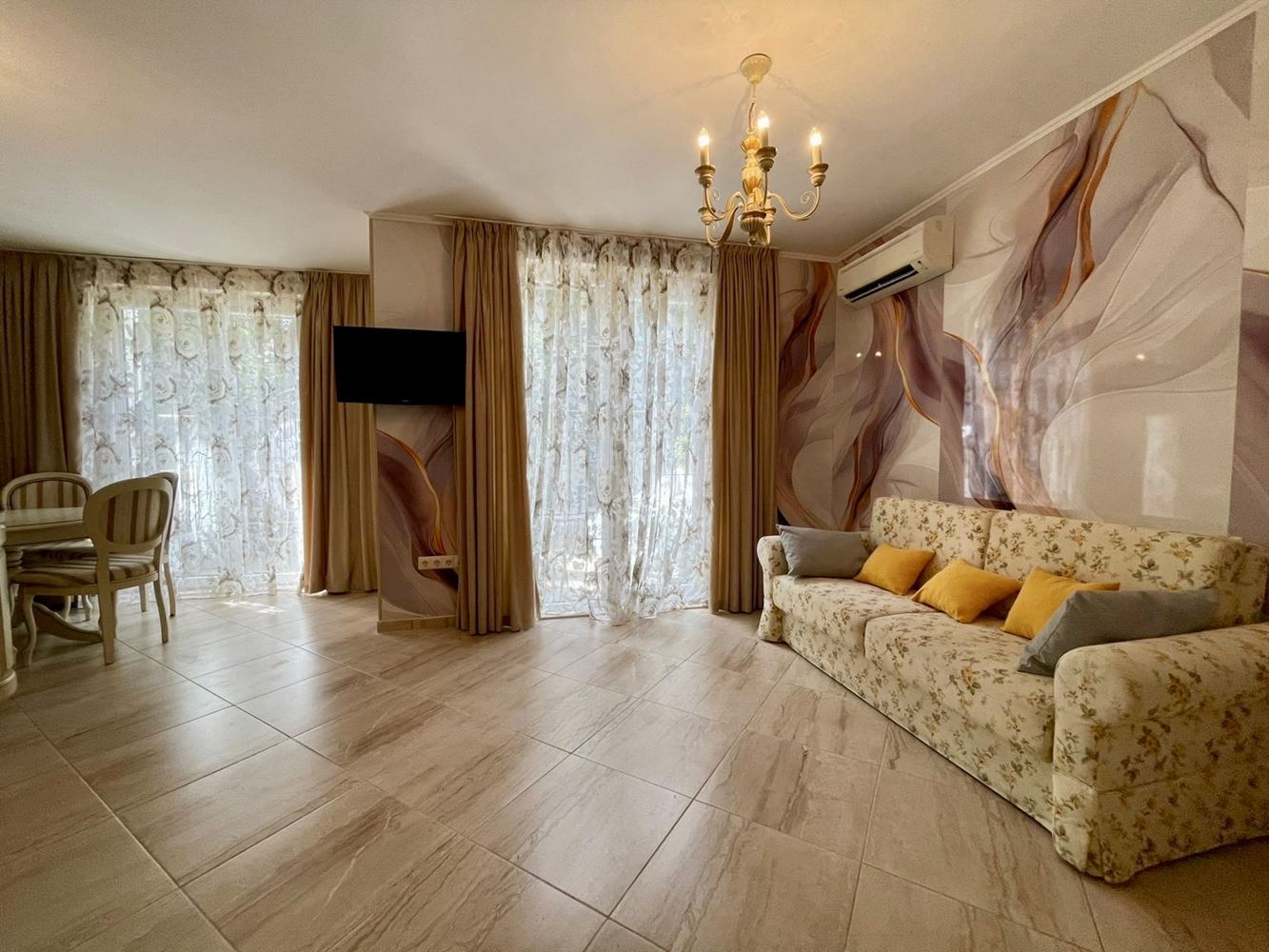 Luxury Maisonette with Garden in an Elite Complex – Comfort and Relaxation Near the Sea