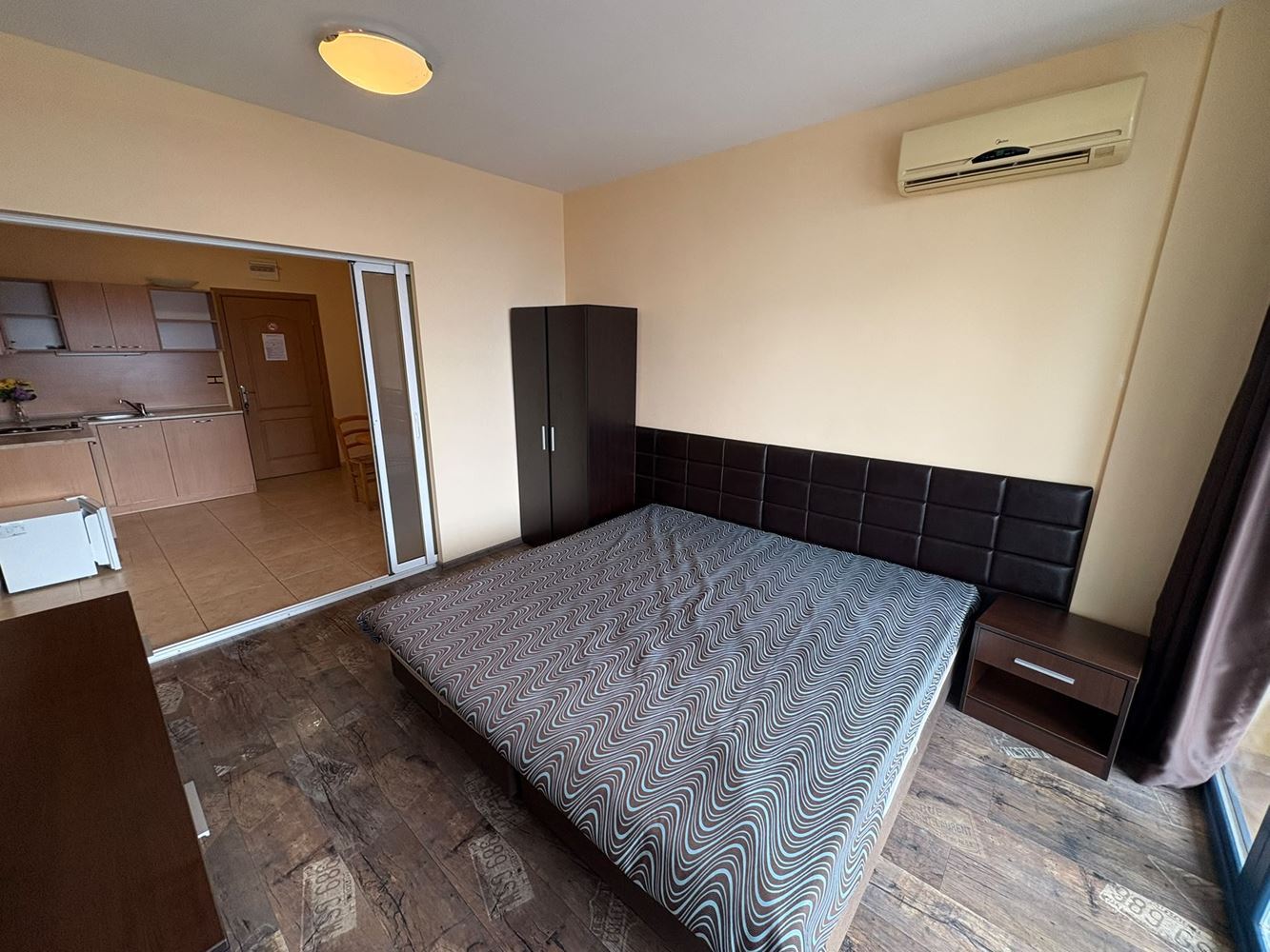 Two-bedroom apartment in Sunny Beach – spacious living, amenities and entertainment in a holiday complex