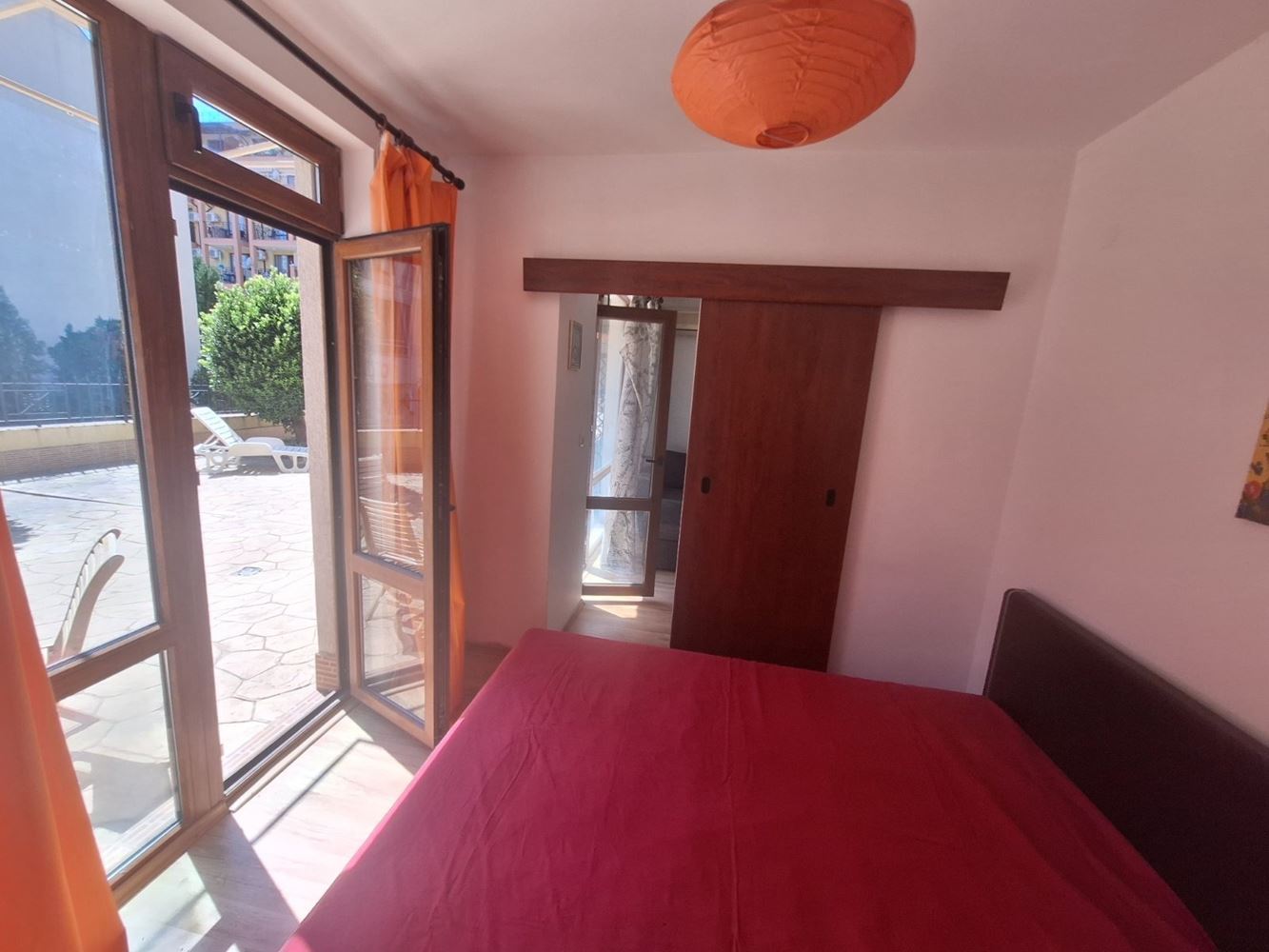 Cozy Ground-Floor One-Bedroom Apartment 300 Meters from the Sea in Sveti Vlas