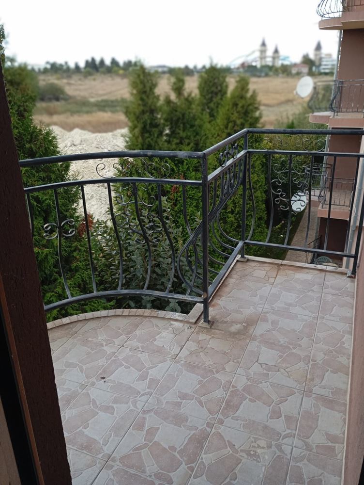 Fully furnished one-bedroom apartment 200 m from the beach in Ravda – peace, greenery, and comfort in a small complex