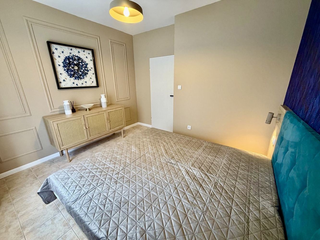 Stylish and Modernly Furnished One-Bedroom Apartment with Pool View in Sveti Vlas