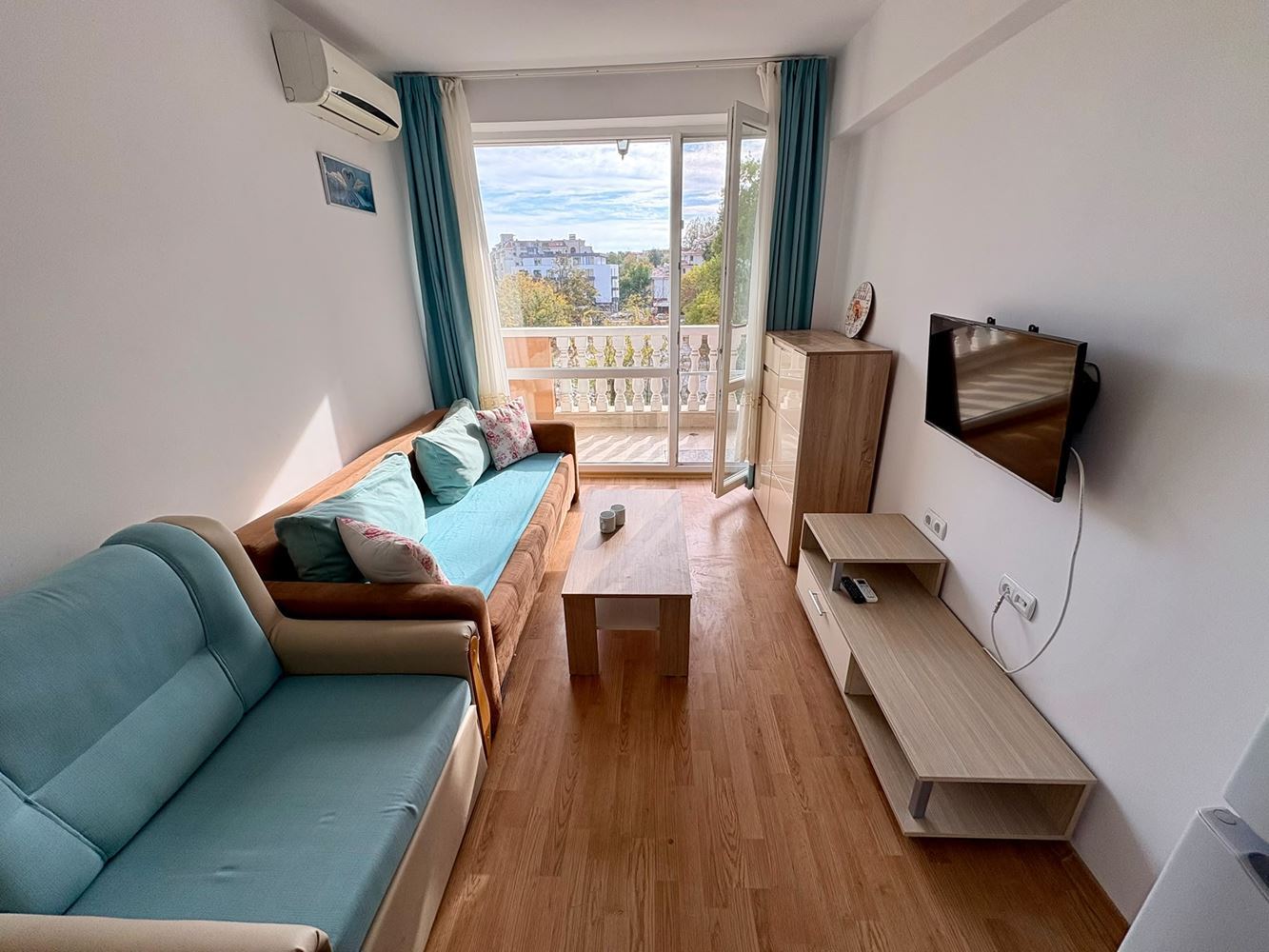 Sunny Beach – Cozy One-Bedroom Apartment with Pool View, Five Minutes from the Beach