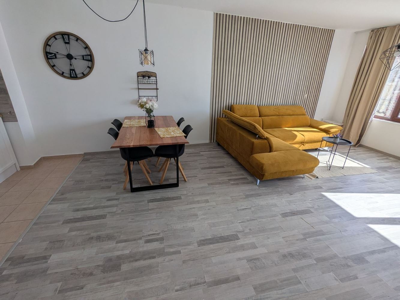 One-bedroom apartment with direct sea view in a luxury first-line complex in Aheloy