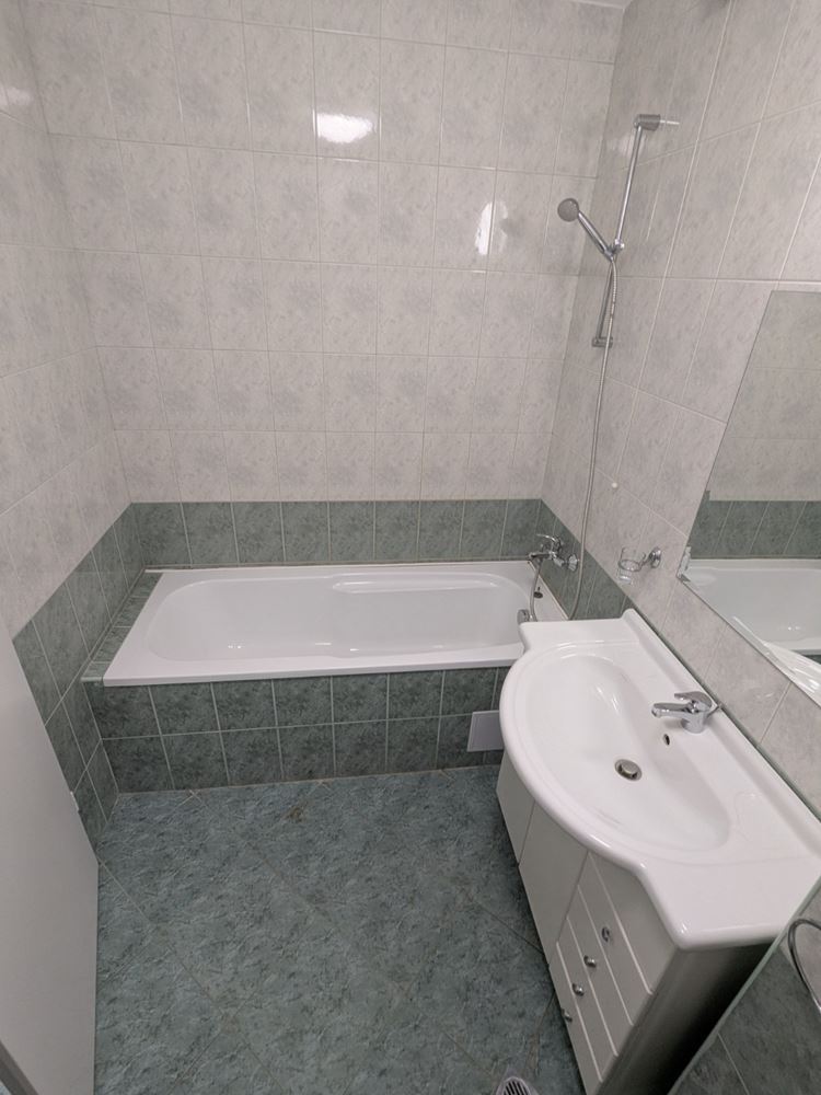 One-bedroom apartment with direct sea view in a luxury first-line complex in Aheloy