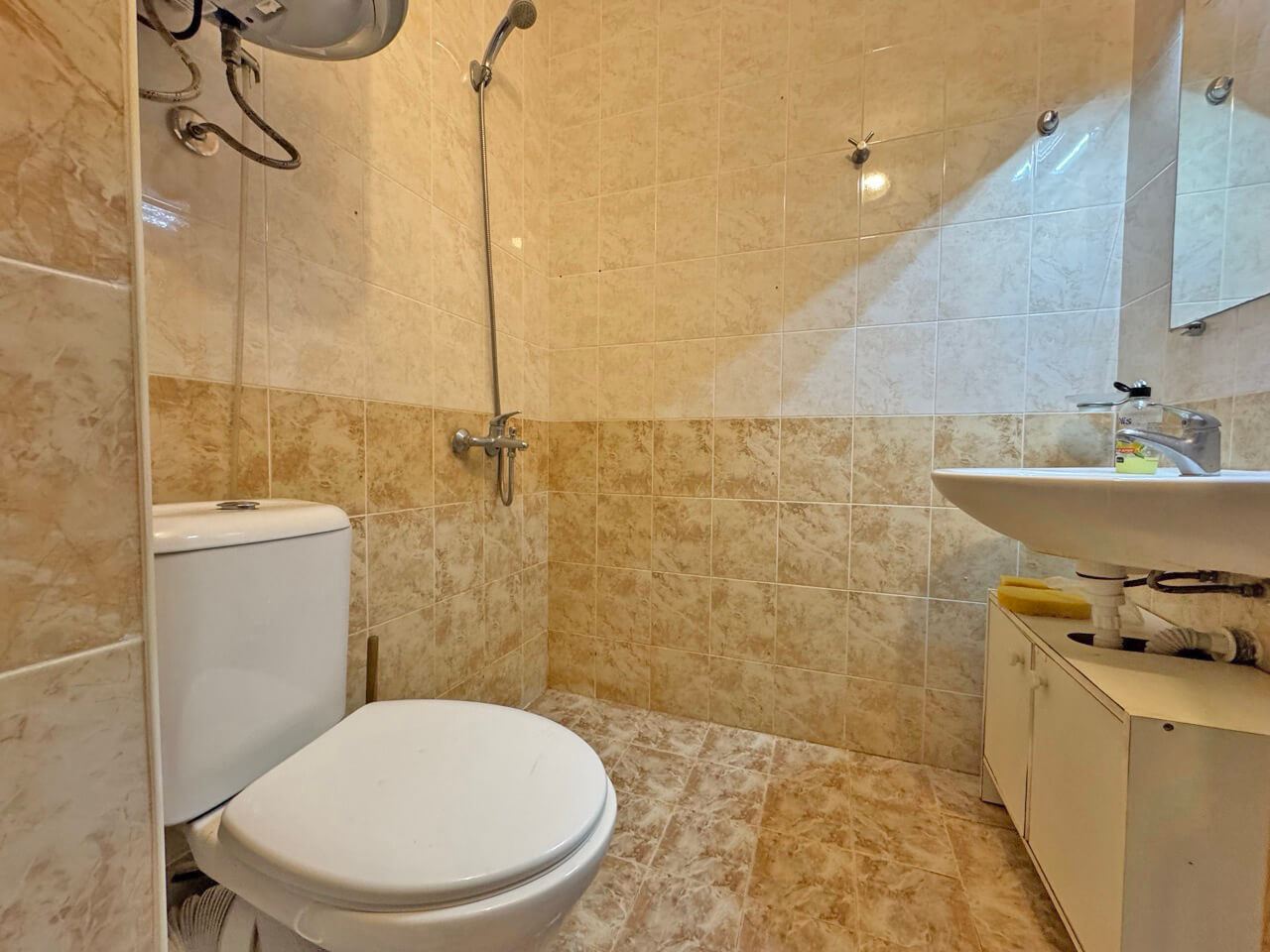 Functional Three-room Ground Floor Apartment in a Modern Complex in the Sunny Beach Area