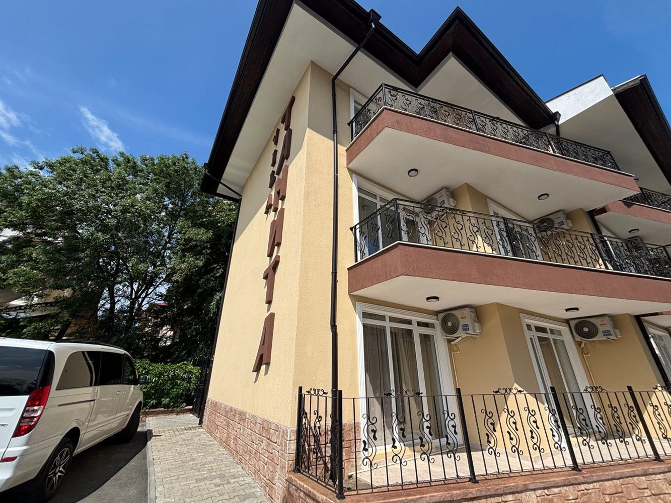 Spacious One-Bedroom Apartment in Ravda, 200 m from the Beach – No Maintenance Fee and Ready to Move In