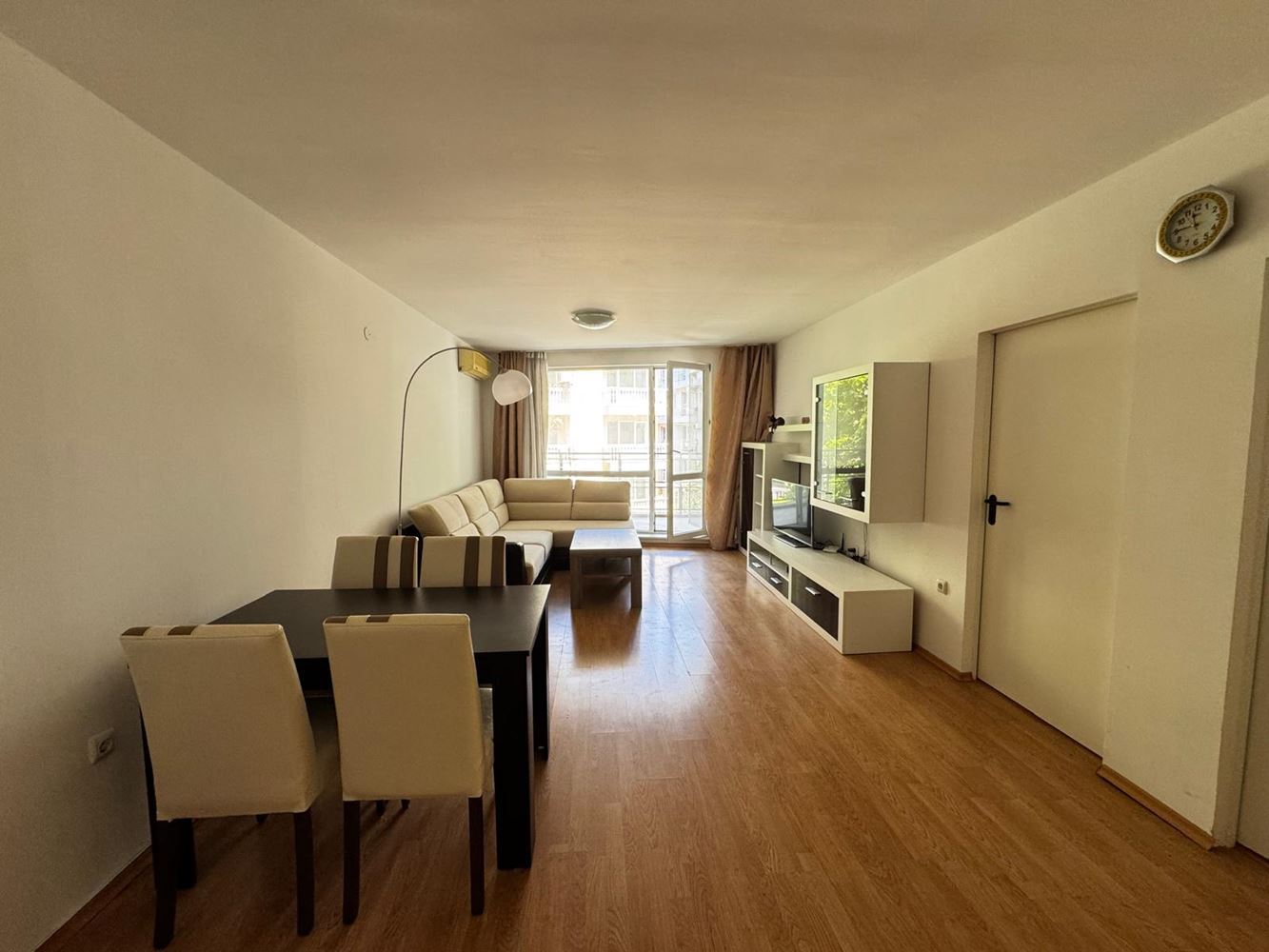 Spacious one-bedroom apartment in Pomorie – with a large terrace and excellent investment potential