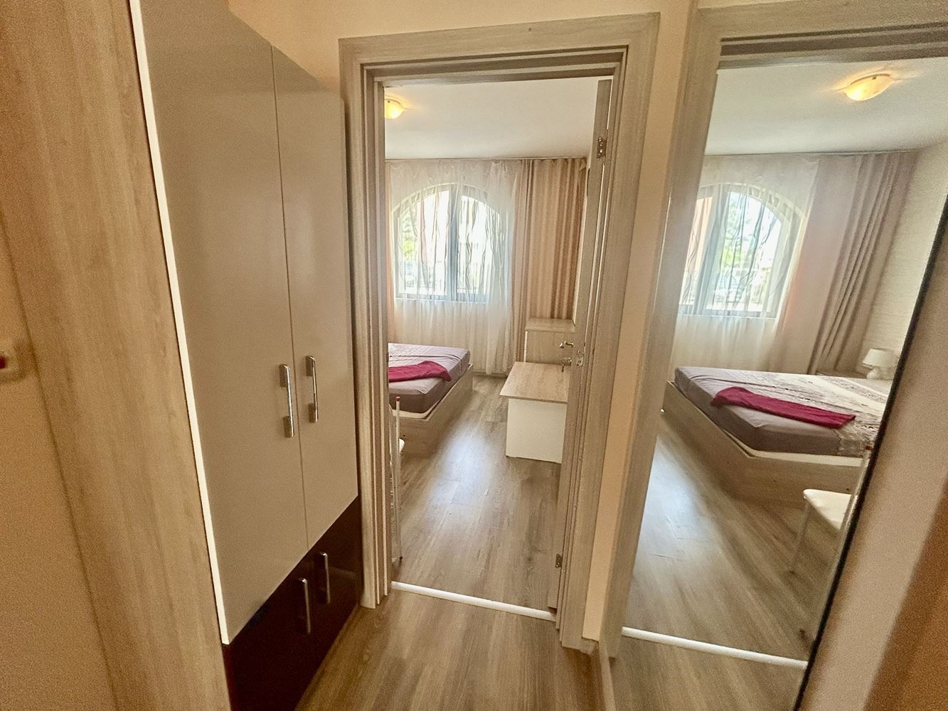 Comfortable one-bedroom apartment with direct access to the pool in Nessebar – an exceptionally convenient offer