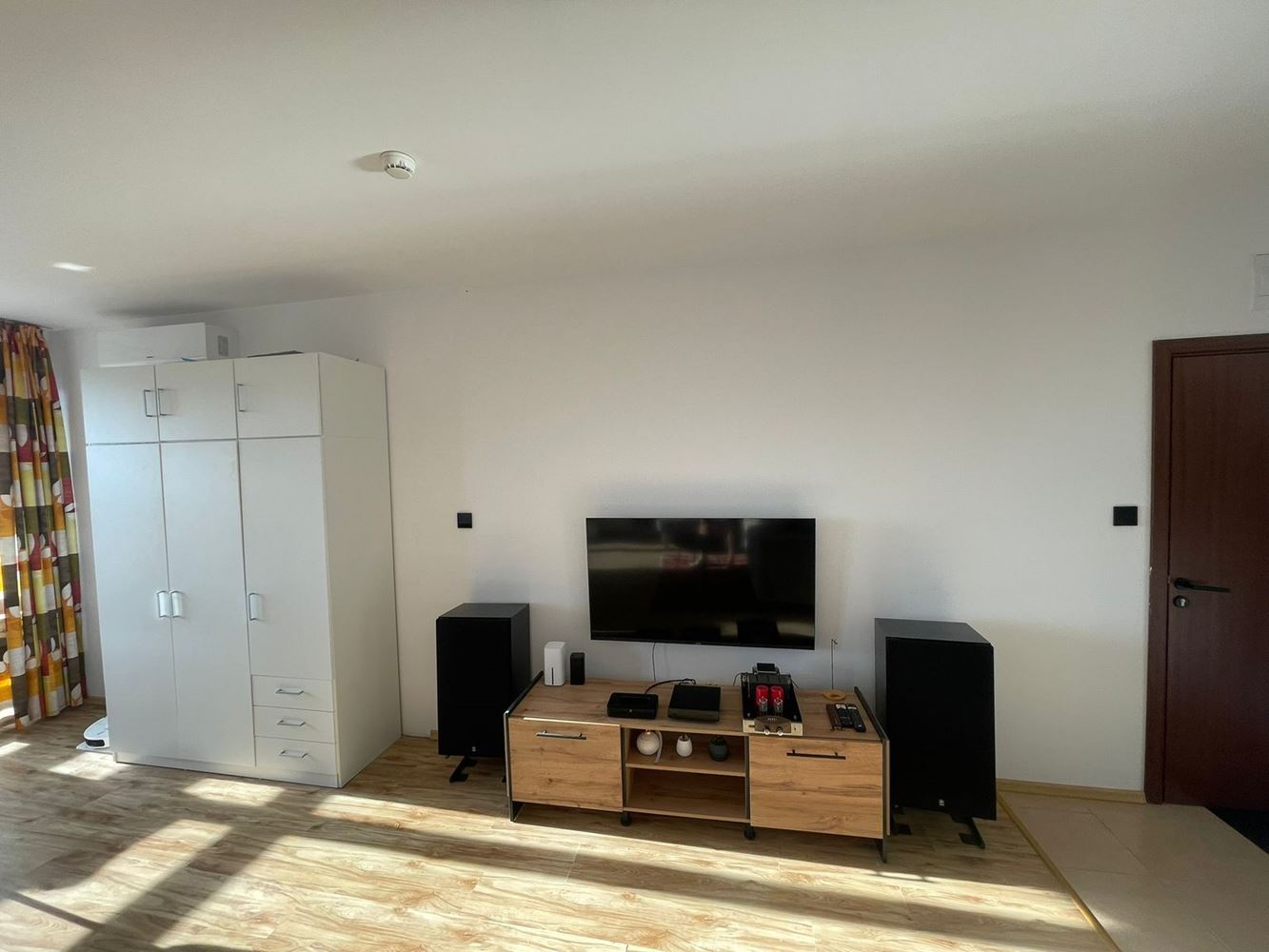 Stylish Studio with Modern Equipment and Partial Sea View in Sunny Beach