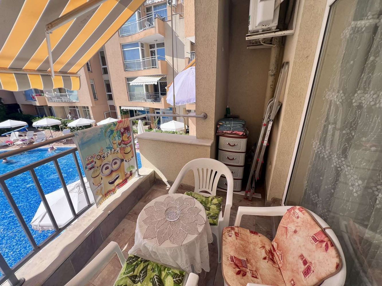 Spacious three-room apartment with two bedrooms and pool view in Sunny Beach
