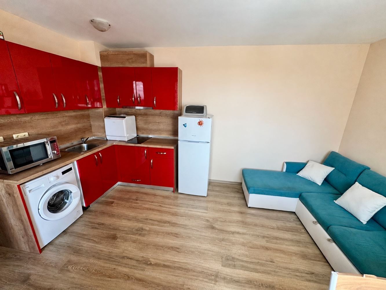 Sea view and comfort in Nessebar – fully furnished one-bedroom apartment