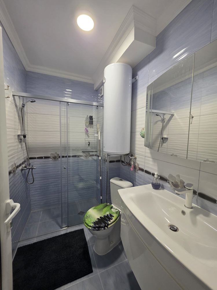 Luxury Three-room Apartment in a Well-Maintained Complex in Sunny Beach