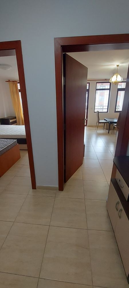 Spacious apartment with sea panorama in Sveti Vlas – comfort, greenery, and a prestigious location