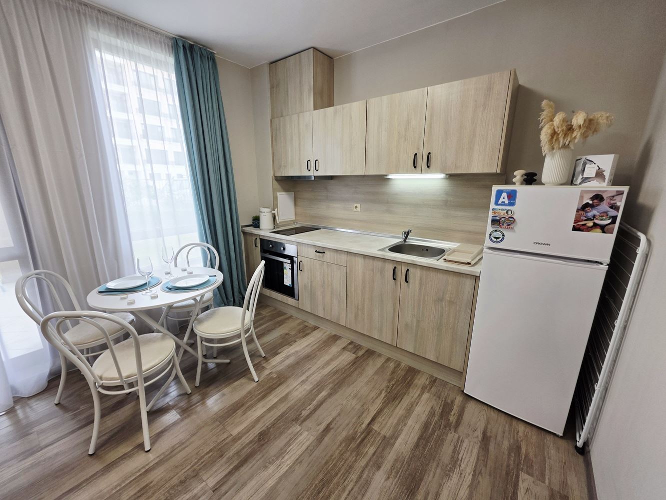 Sea Comfort with a Private Garden – One-Bedroom Apartment Just Steps from the Beach in Sveti Vlas